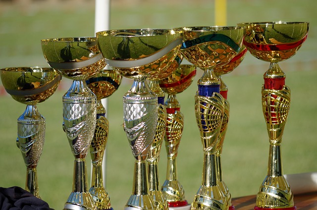 Infographic illustrating three crowdfunding model categories donation reward and equity with icons and arrows